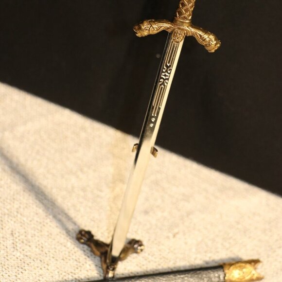 Letter Opener Richard the Lionheart Sword With Scabbard and Holder - Picture 2 of 6